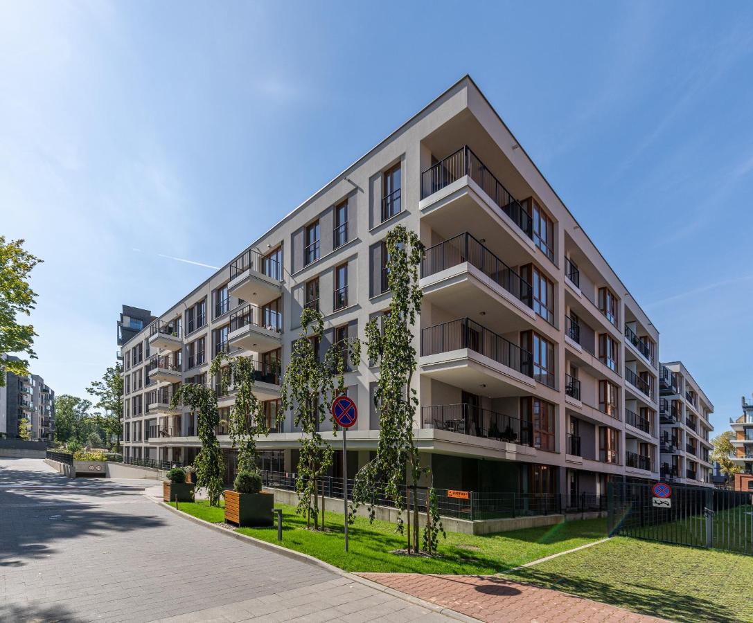 New Apartment, Private Patio คราคูฟ ภายนอก รูปภาพ